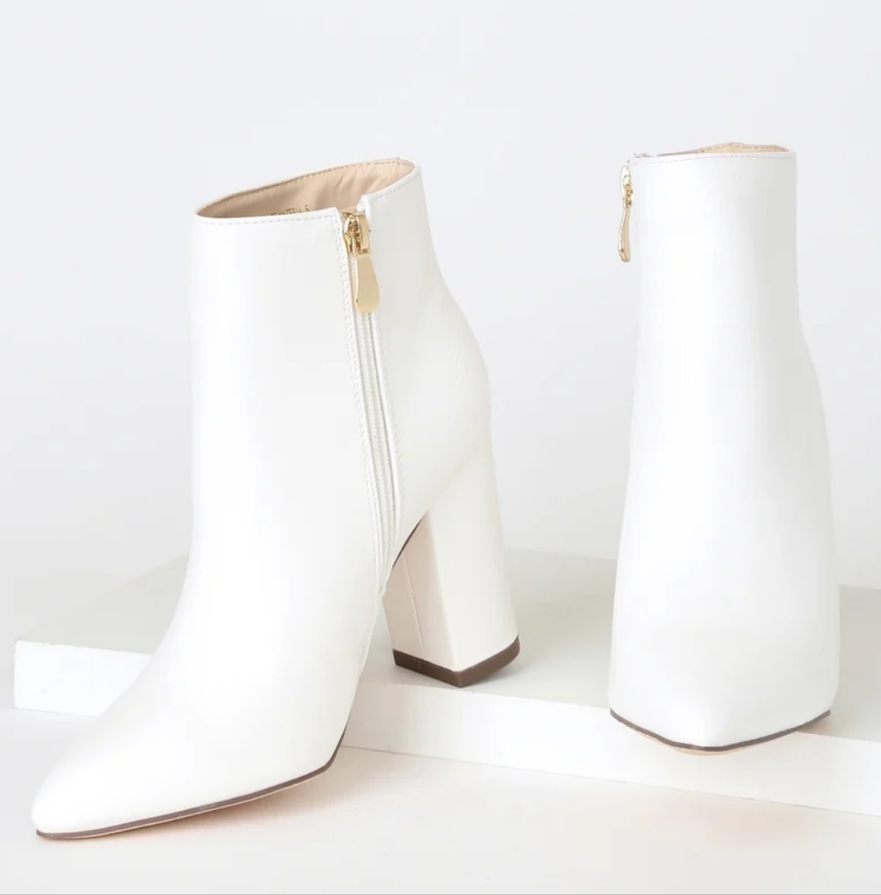 Ottava White High Heel Booties Size 6 NWT